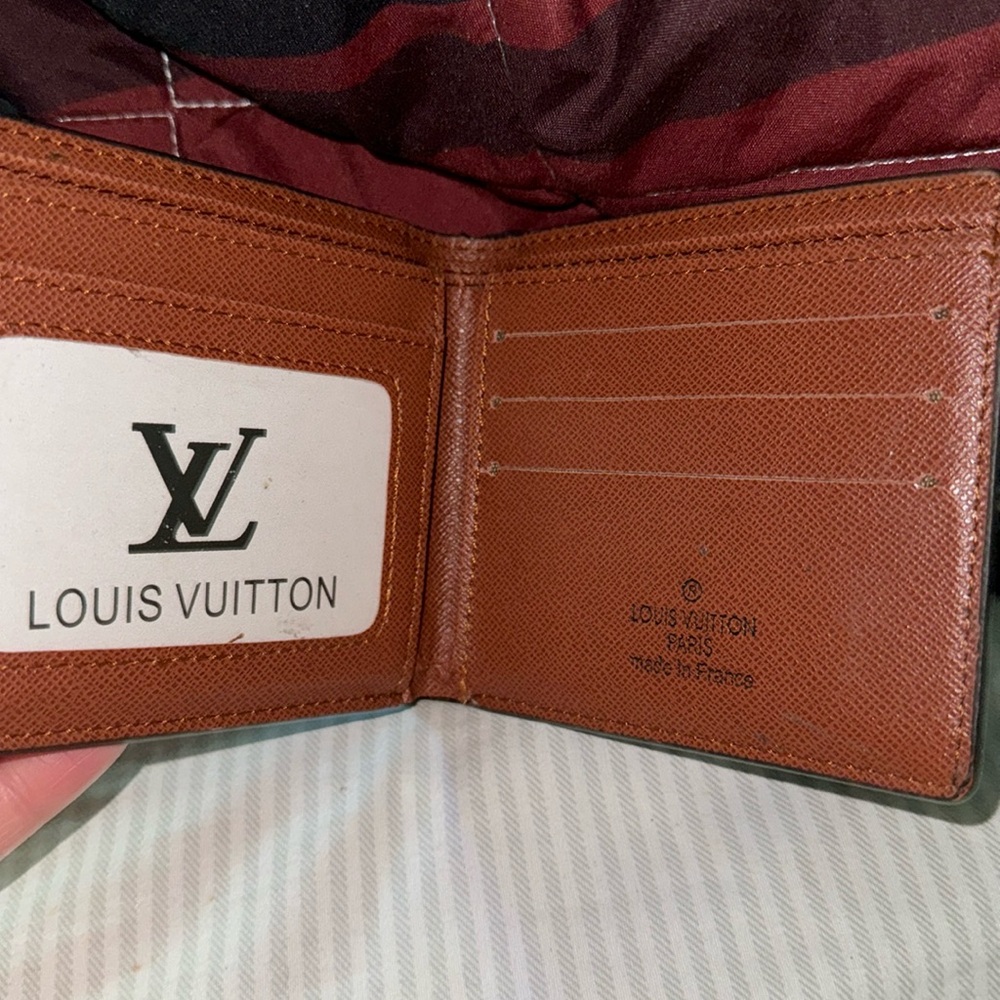 Louis Vuitton Men’s Wallet